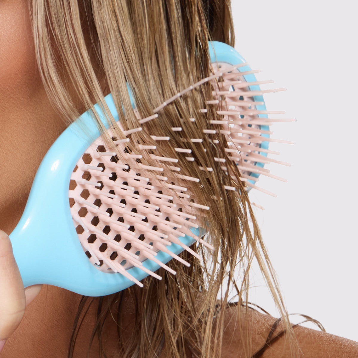 Detangling Vented Brush - Flexible Bristles